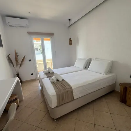 Eleni'S Rooms Hotel