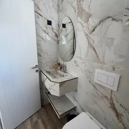 Eleni'S Rooms Hotel